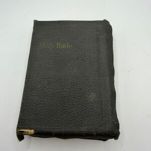 Antique Holy Bible 1928 Inscribed World Syndicate Co KJV Vintage Family Bible
